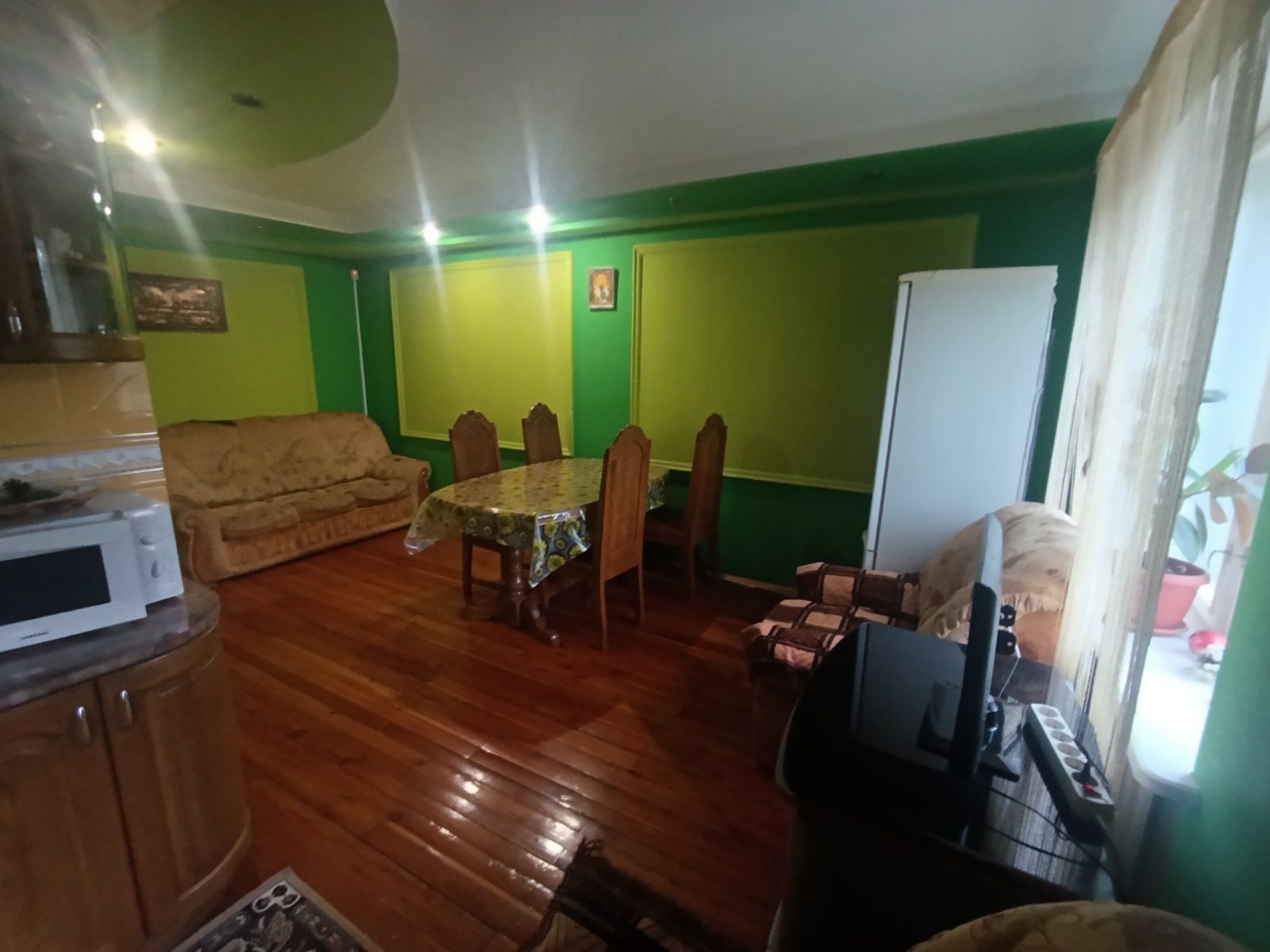 Three-room apartment in Pentagon area, warm and comfortable