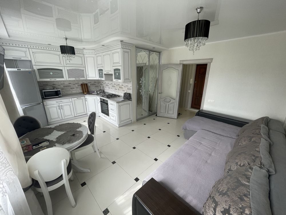 Two-room apartment in Novoyavorivsk with designer renovation