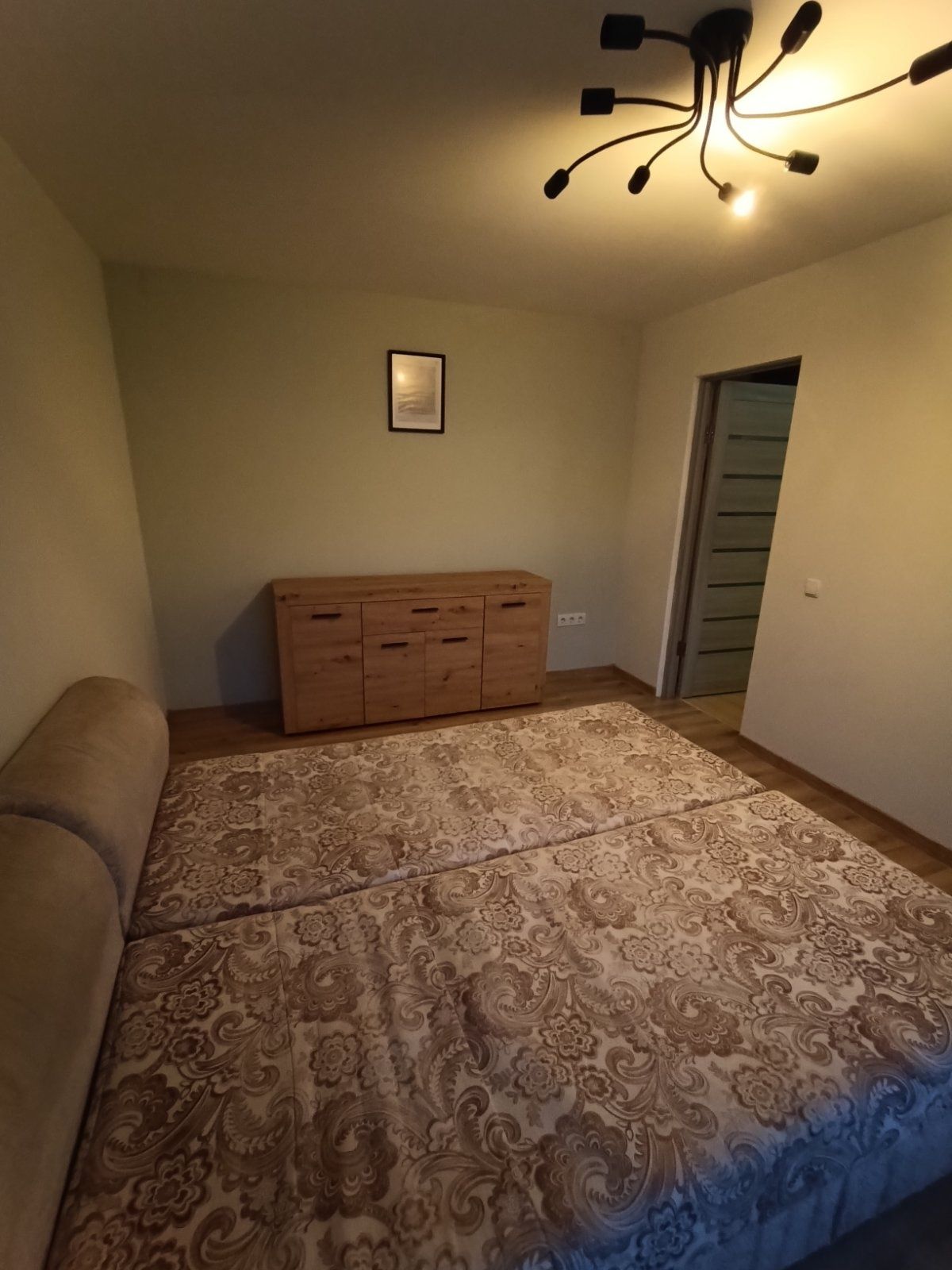 Modern 2-Bedroom Apartment Near City Park
