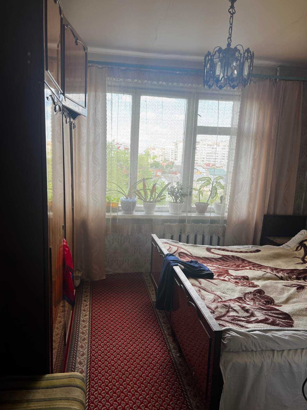 2-Room Apartment in Frankivsk District, Kulparkivska Street