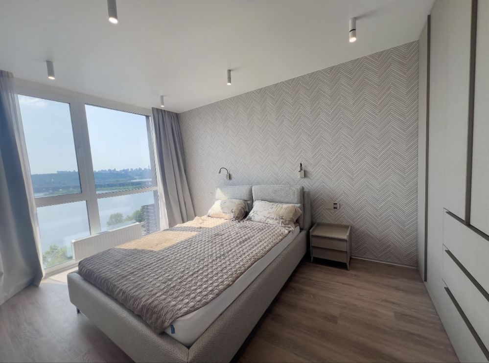 Riverside View Apartment in Great Complex with Modern Design