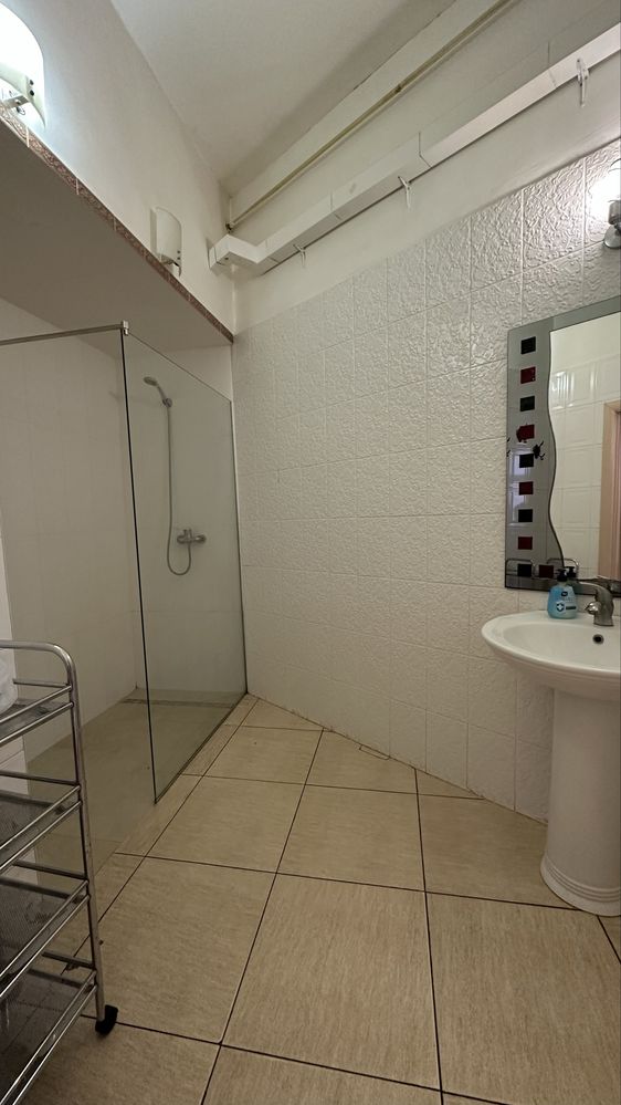 Two-bedroom apartment in historic center with separate bedrooms and large kitchen