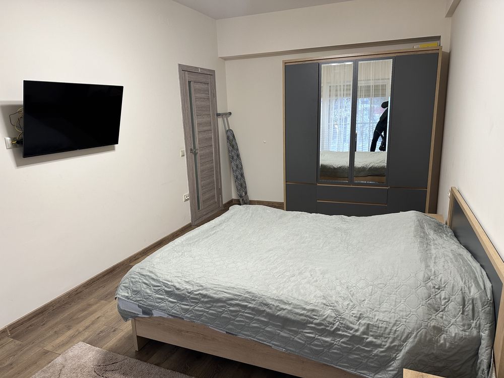 Modern Apartment Near Epicenter with Full Amenities