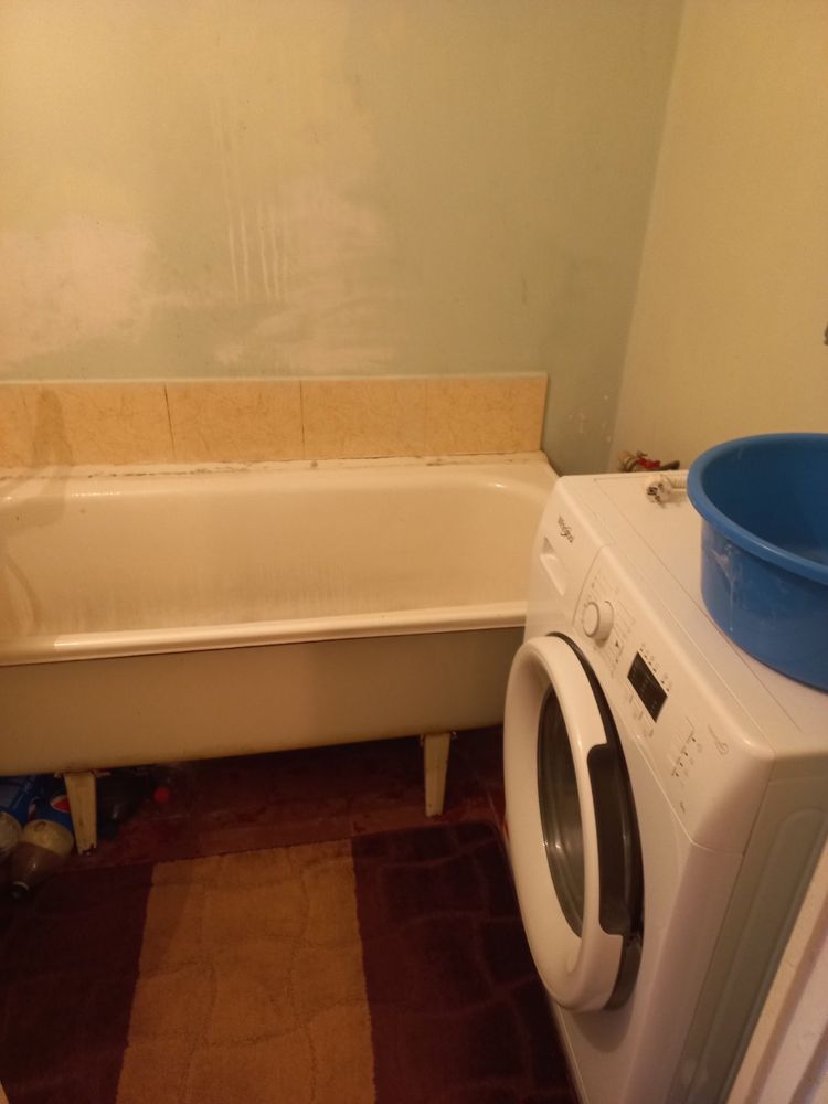 9-Floor Apartment with Gas, Clean Entrance, Near School and Kindergarten