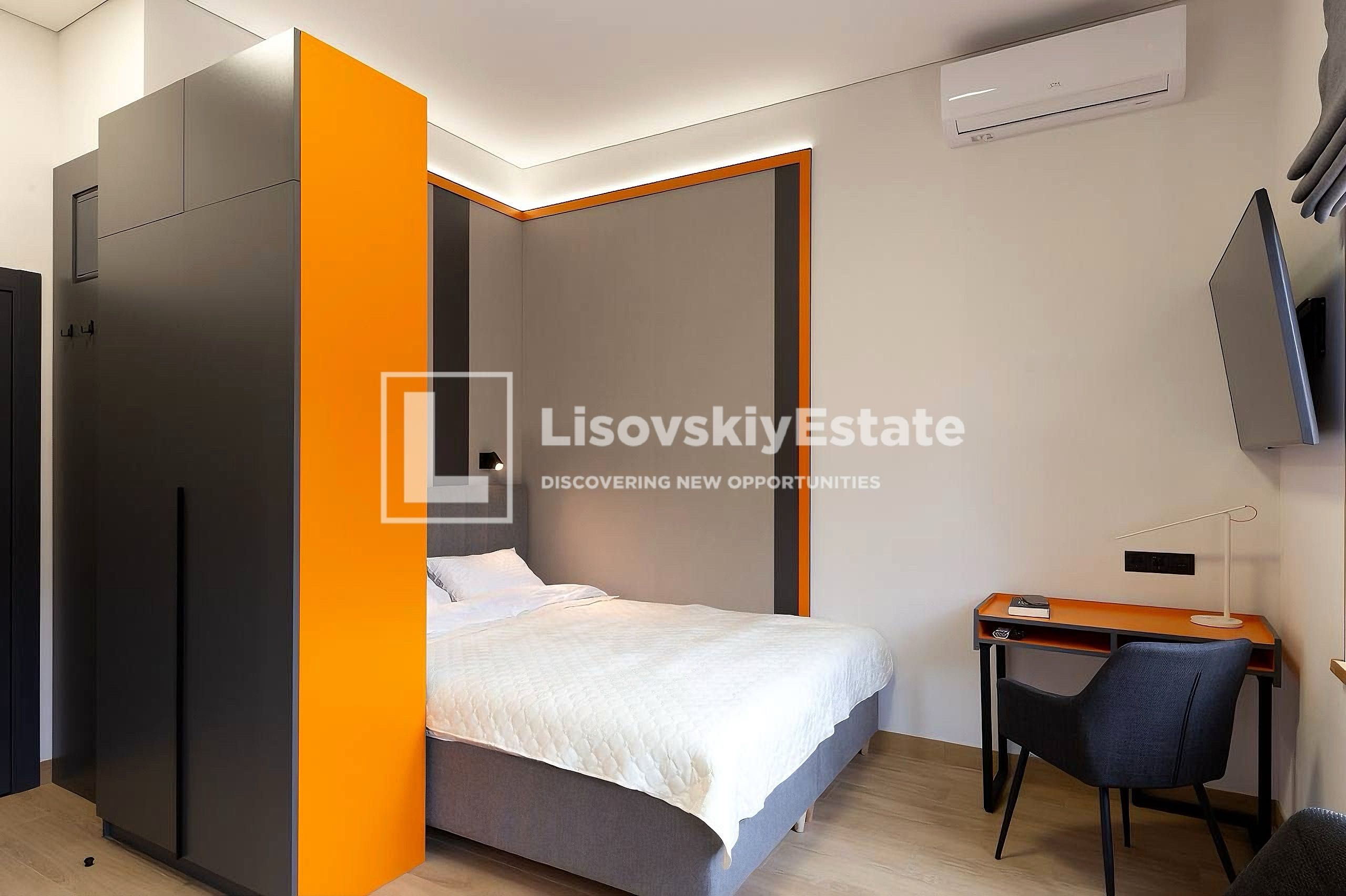 Modern Studio with Designer Interior Near Metro