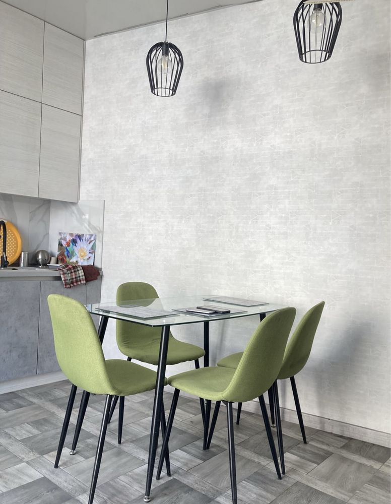 Modern 1-Bedroom Apartment Near Three Metro Stations