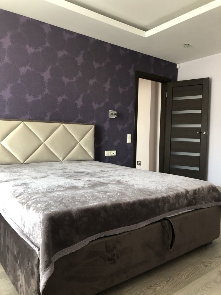 2-Room Apartment on Aerokosmic Street, Near Levada Metro