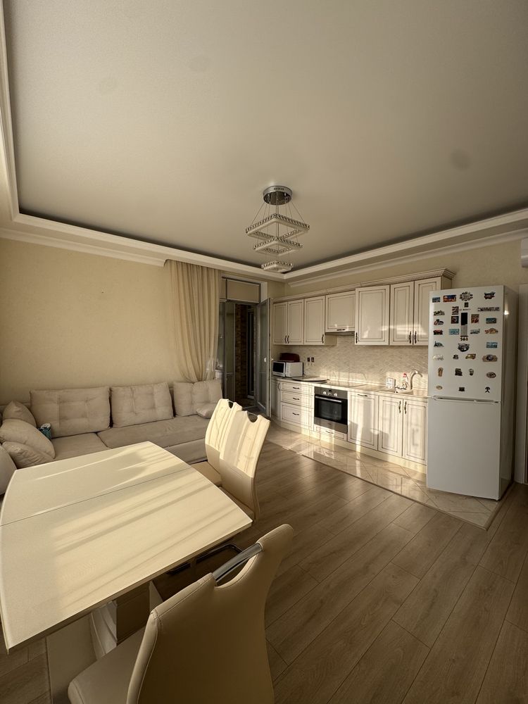 Two-bedroom apartment in Golfstream Complex, Odessa, 10th floor