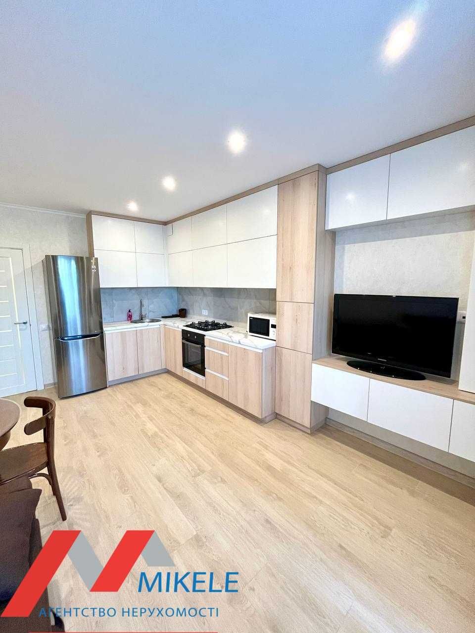 Spacious One-Bedroom Apartment with Large Loggia in Holosiivskyi District