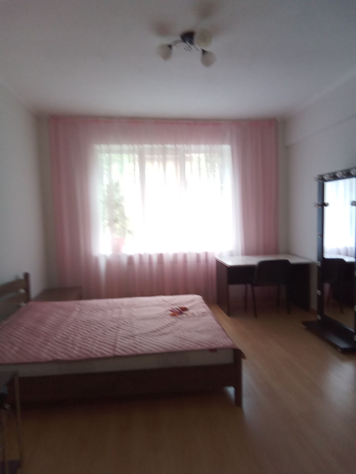 Cozy City Center Apartment with Autonomous Gas Heating and Large Loggia