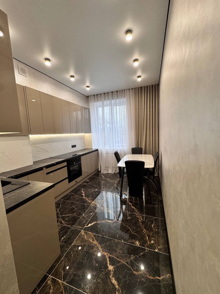 2-Room Apartment with Designer Renovation, Fully Furnished