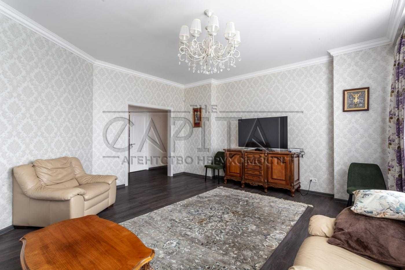 Простора квартира 130м² у житловому комплексі Panorama na Pechersku