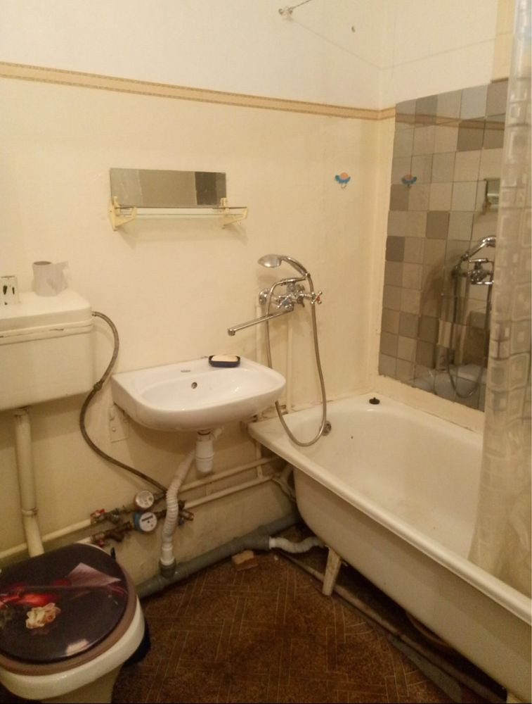 One-room apartment with central heating in a good living condition