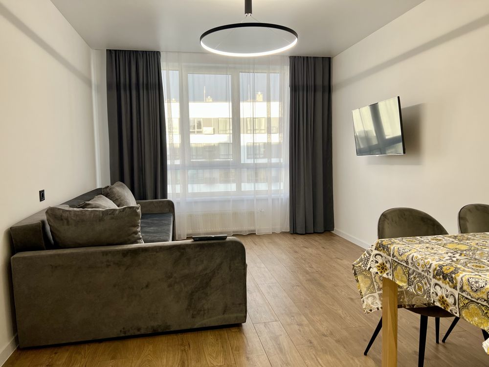 Spacious 1-bedroom apartment in Greenville Park Lviv, first rental