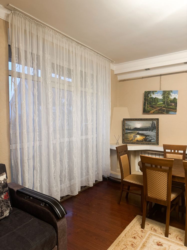 Spacious 2-Bedroom Apartment Near Park with Parking