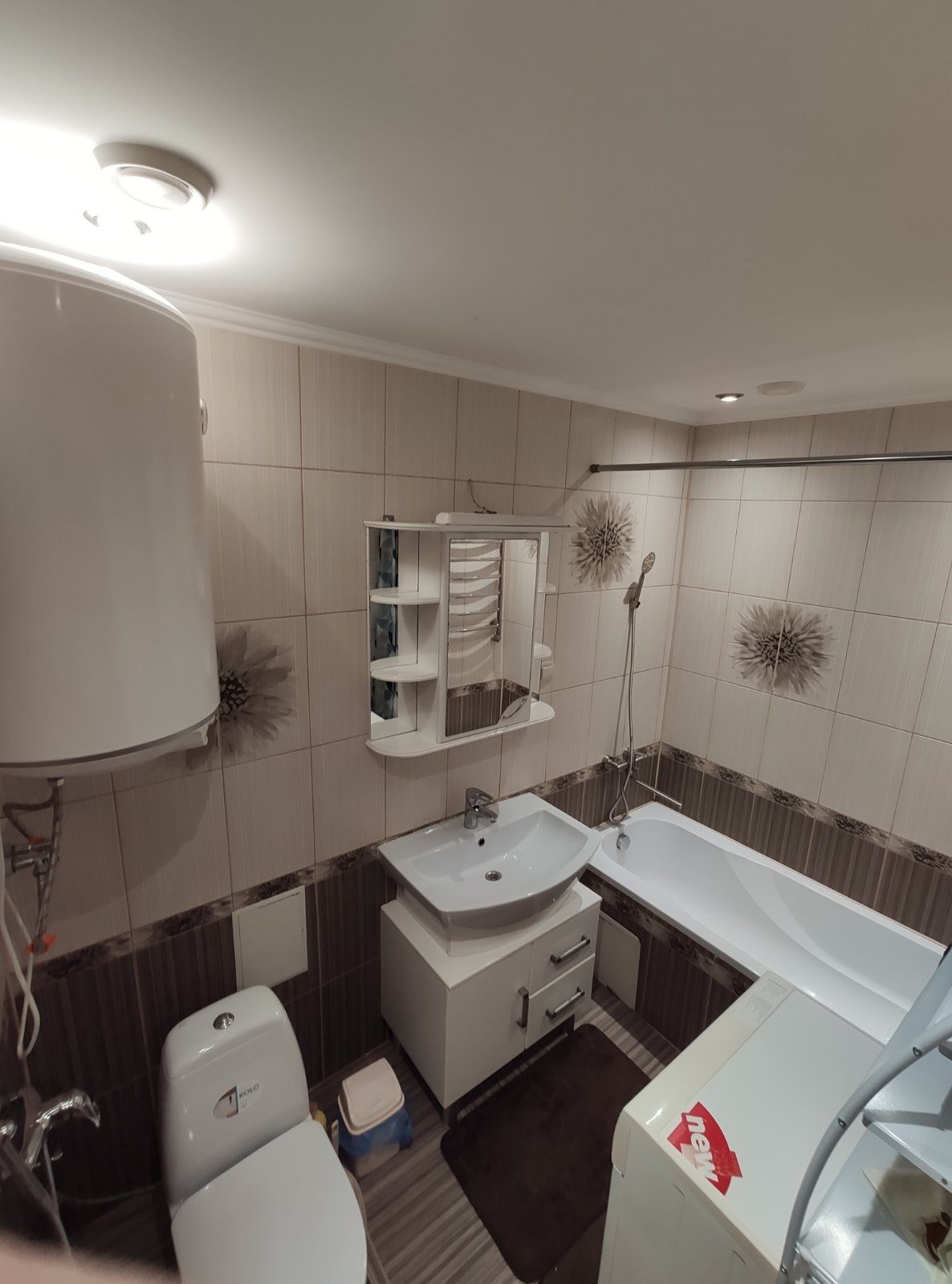 2-Room Apartment on Mazepy Street with Fresh Renovation