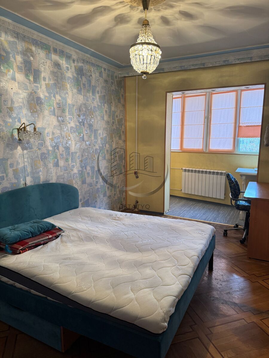Two-room apartment in Oleksiivka, furnished with appliances