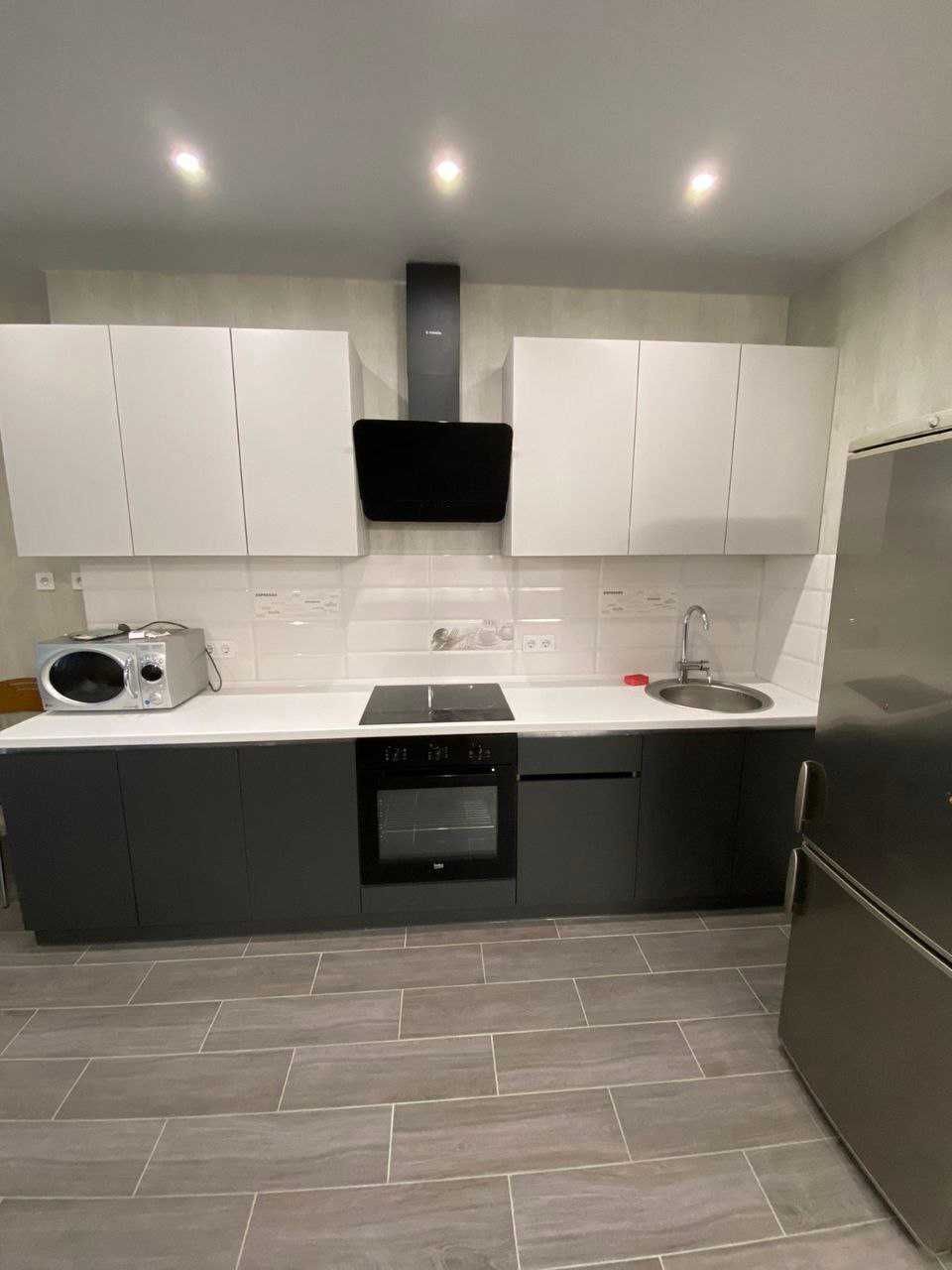 2-Room Apartment with Large Kitchen near Sportivnaya