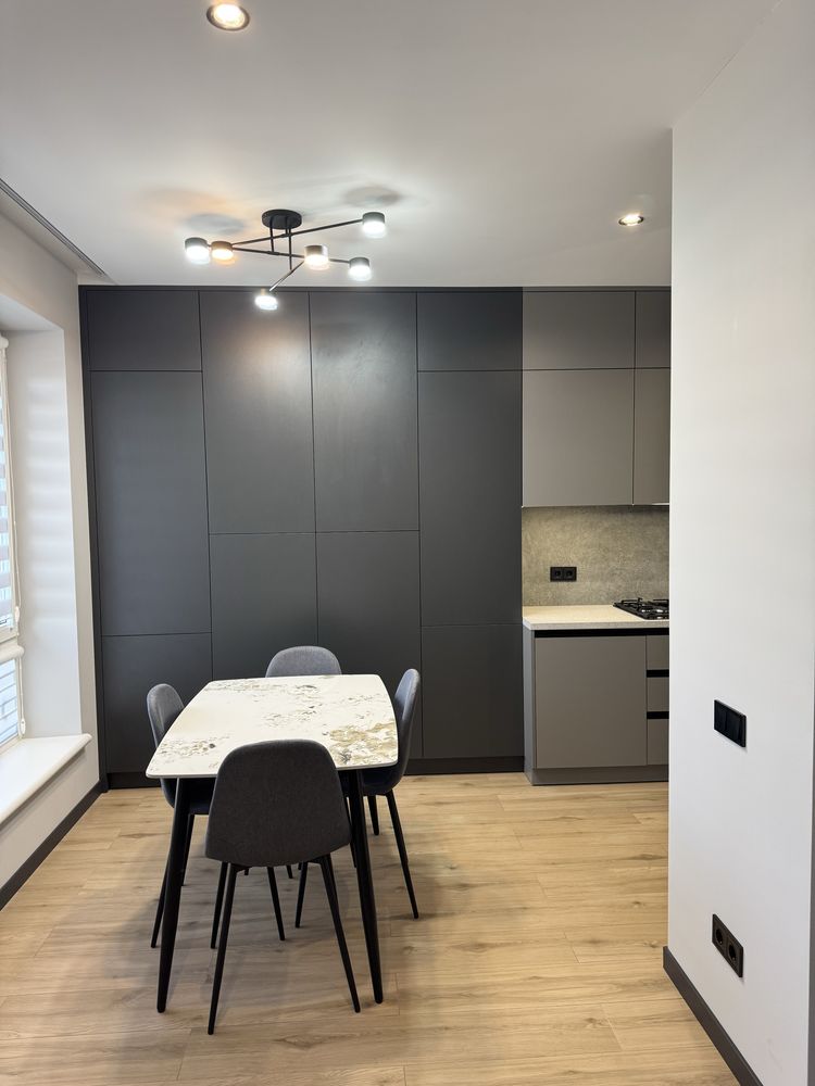 Modern Two-Bedroom Apartment with Terrace in Architectural Award-Winning Complex