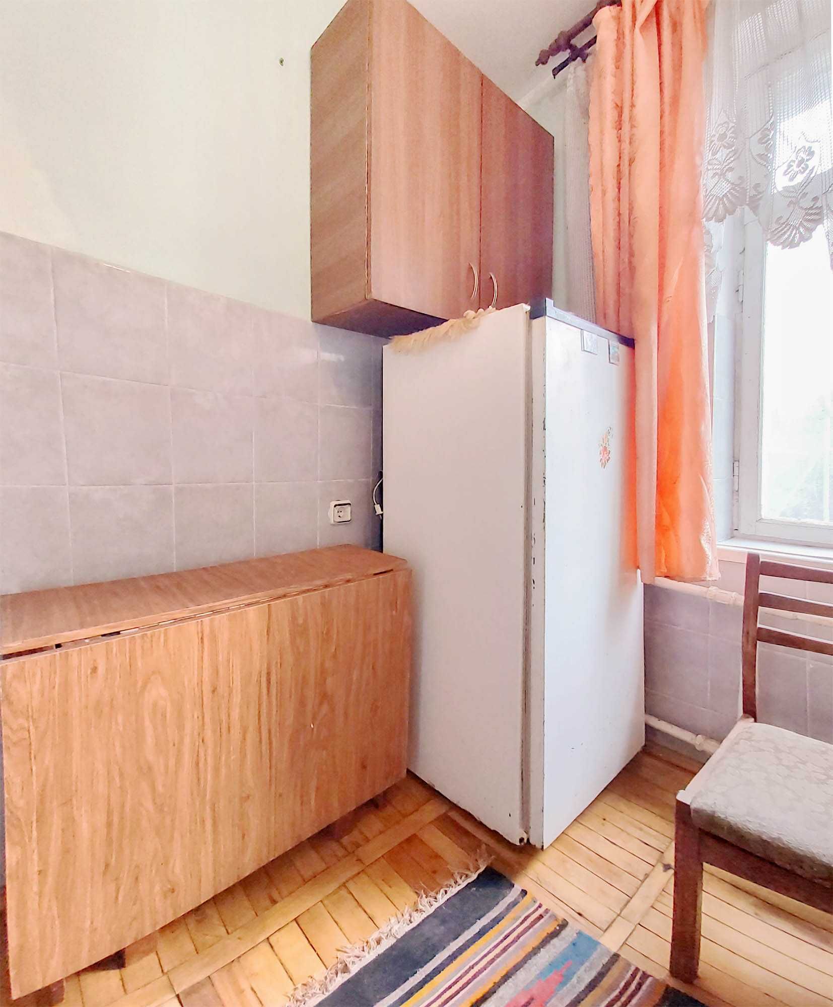 1-Room Apartment on Mykolaichuka Street, Fully Furnished