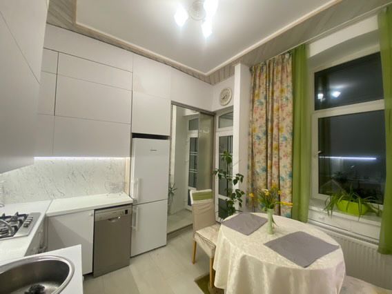 Two-room apartment with designer renovation, gas heating, and fireplace