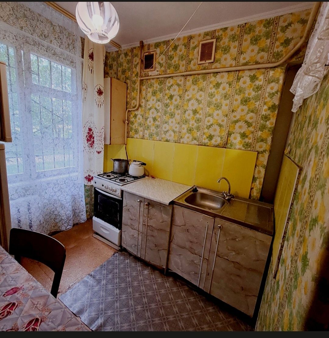 Cozy 1-Bedroom Apartment Near Market and Schools