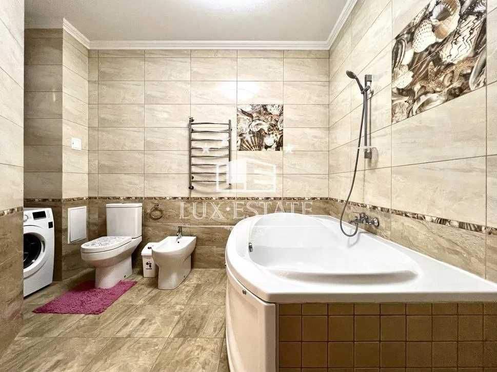 Modern 1-Bedroom Apartment near 23 August Metro Station