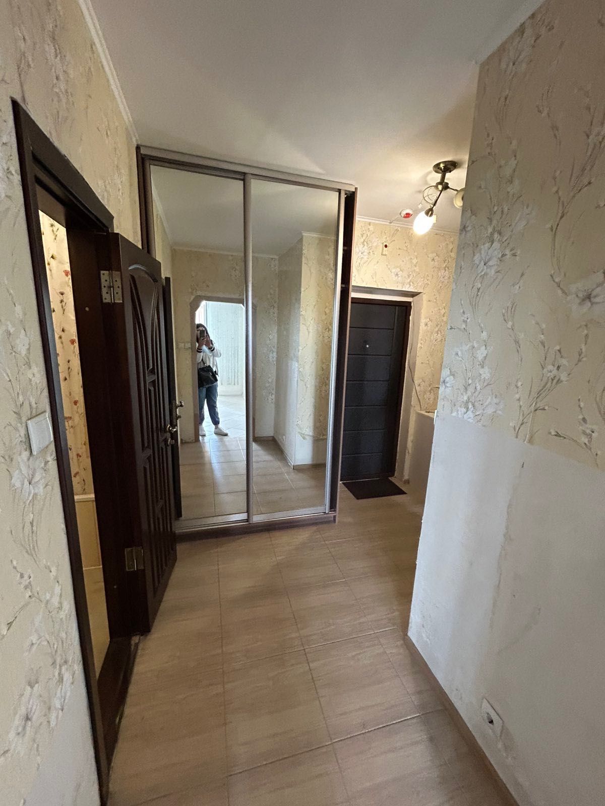 Rent 1-bedroom apartment near Chernihivska metro station. Yuri Popravki 4/39A