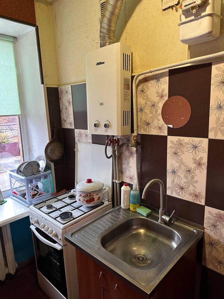 Furnished 2-bedroom apartment near Petrocenter
