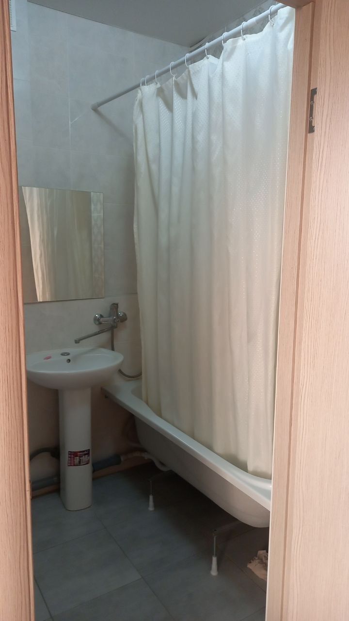 Fully Furnished Apartment with Pet-Friendly Policy