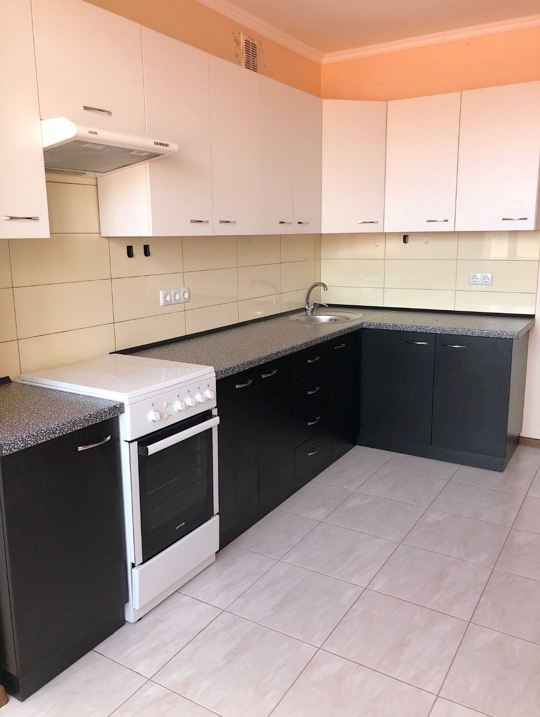 Modern 1-bedroom apartment near brewery district with full amenities