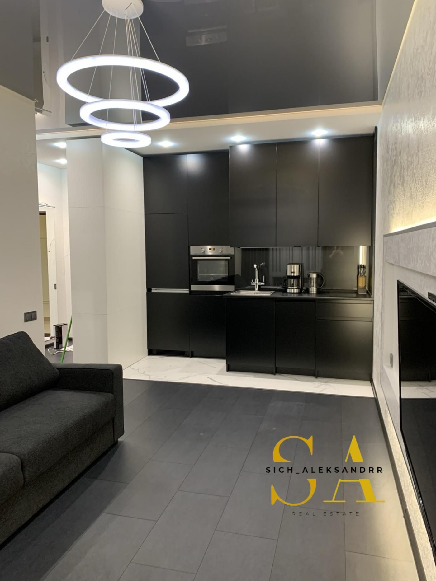 Luxury Sea View Apartment at 44 Zhemchuzhina, Kamanina