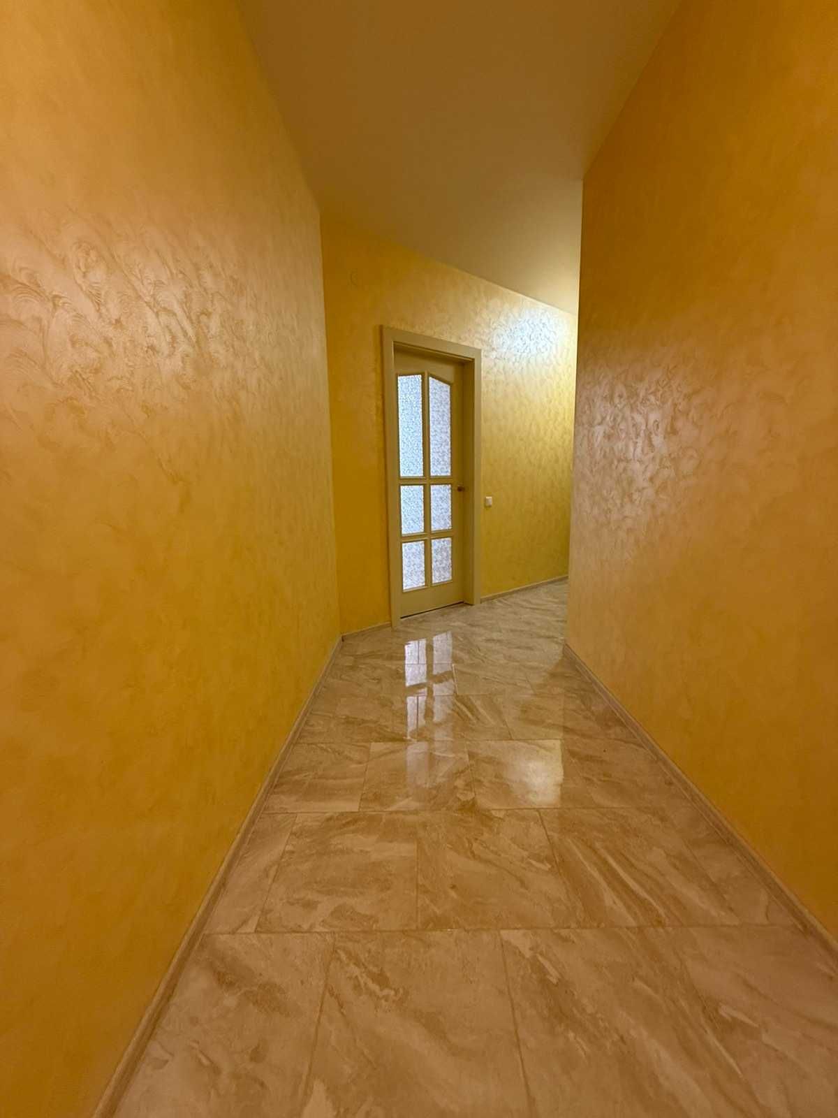 3-Room Apartment with Designer Renovation in New Building