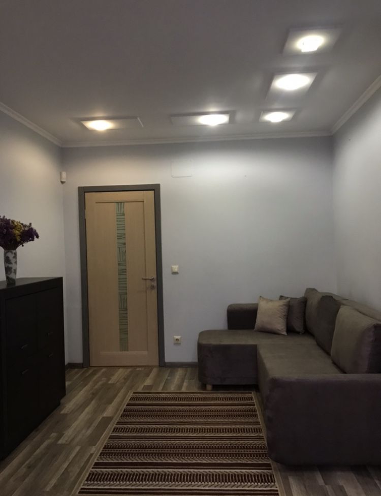 Modern 2-Bedroom Apartment Near Transport Hub Uzhhorod