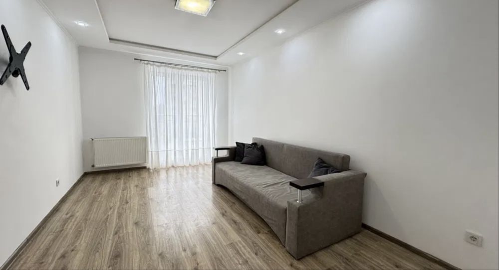 Spacious 1-Bedroom Apartment in New Building on Ivasyuka Street