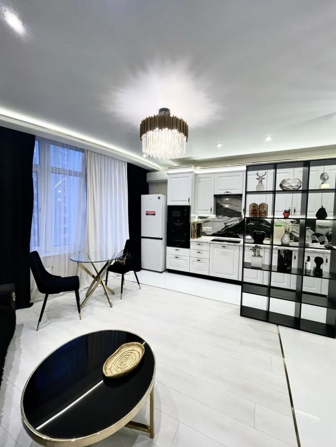 Stylish 1-Bedroom Apartment with Sea View in Arkadia