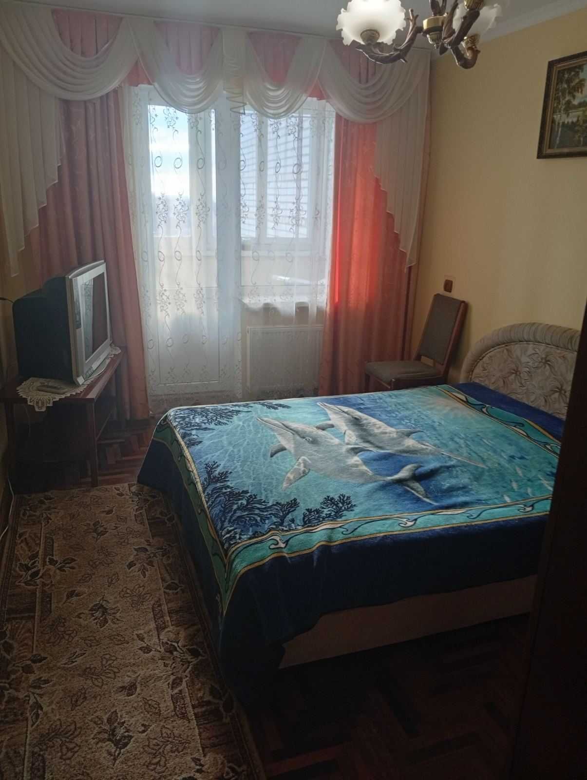 3-Room Apartment in Drohobych, Brick Building, 8th Floor