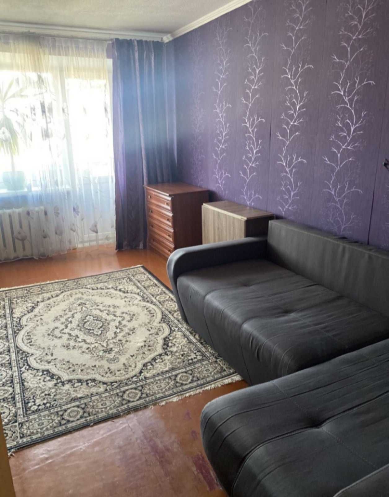 Толық жөндеу және жиһазбен 2 бөлмелі пәтер