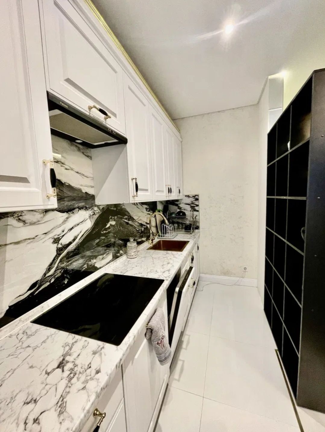 Stylish 1-Bedroom Apartment with Sea View in Arkadia