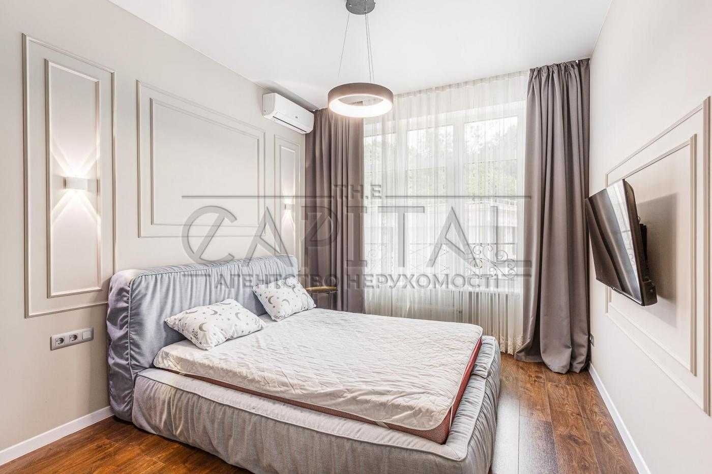 Stylish 2-Bedroom Apartment in Novopecherska Vezha Complex
