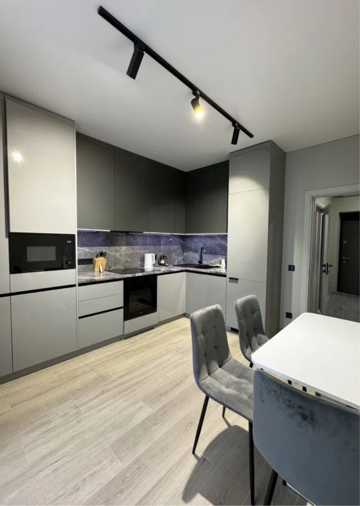 Stylish 1.5-room apartment in business-class residential complex 'Crystal'