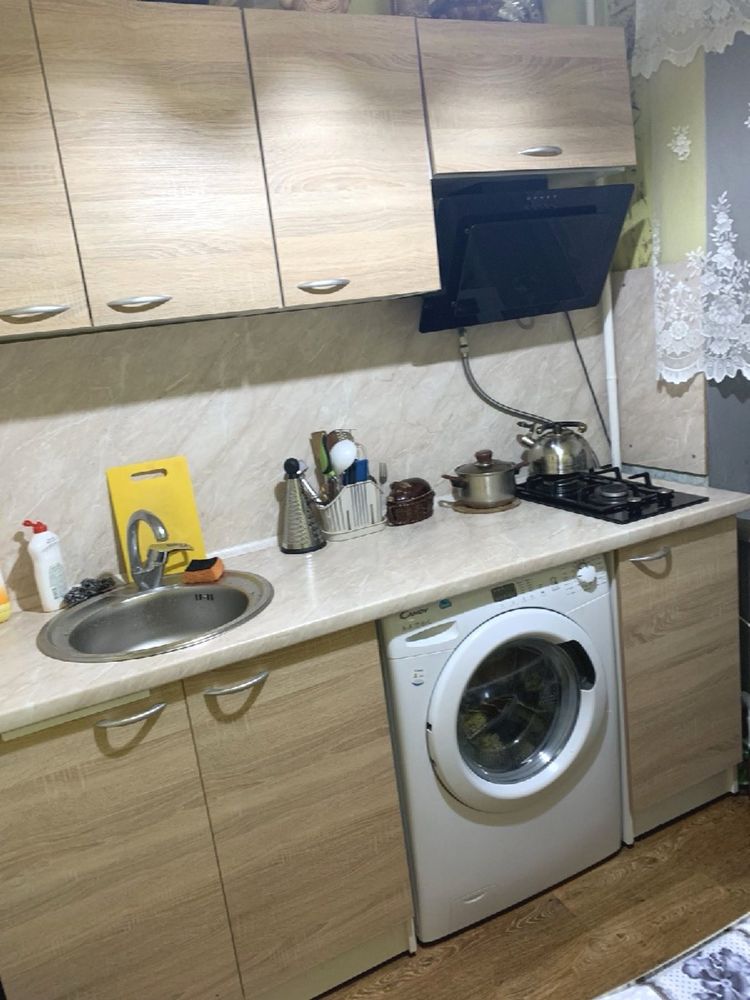 Cozy Apartment on Popova Street with Essential Amenities