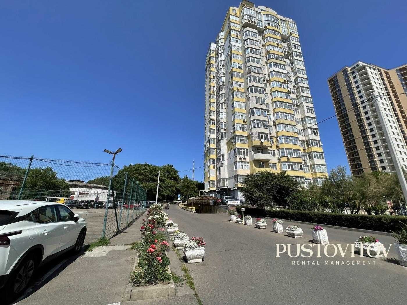 3-Bedroom Apartment in Artyleriiska Street, ЖК 'Favorite' Complex