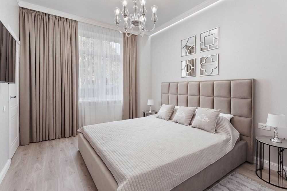 Spacious One-Bedroom Apartment Near Sea, Parking Available