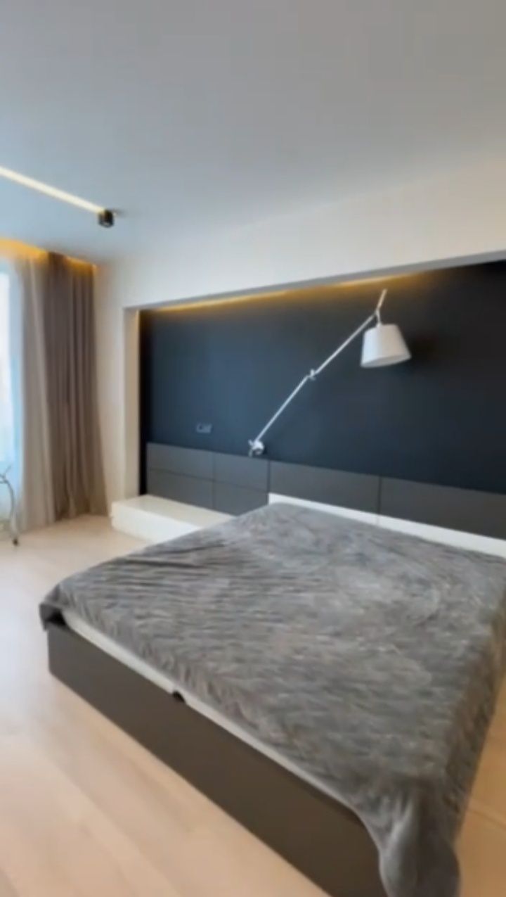 Spacious 2-Bedroom Apartment with Sea and Park View in White Sail Complex