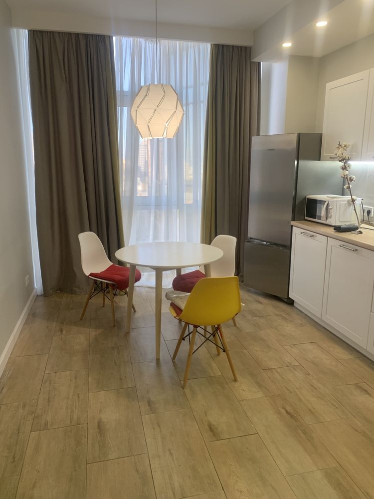 Modern 2-Bedroom Apartment in Pearl Complex