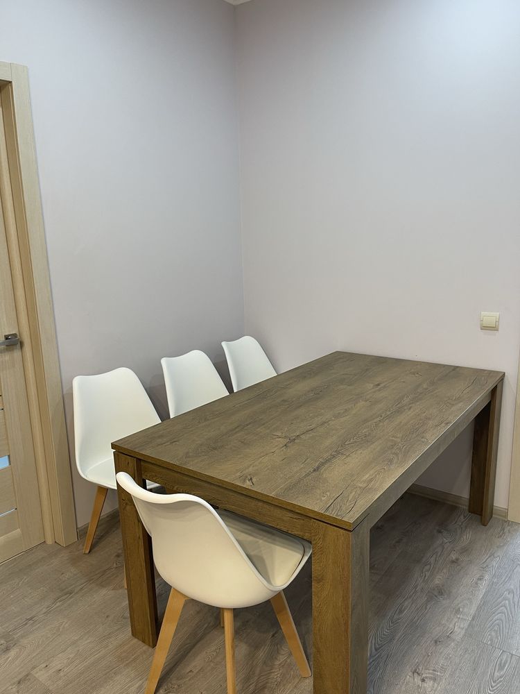 Apartment in a club house with a closed courtyard and parking