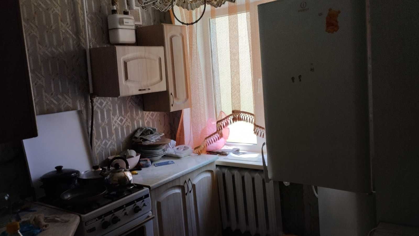 Косметикалық жөндеу жасалған, толық жиһаздандырылған бір бөлмелі пәтер