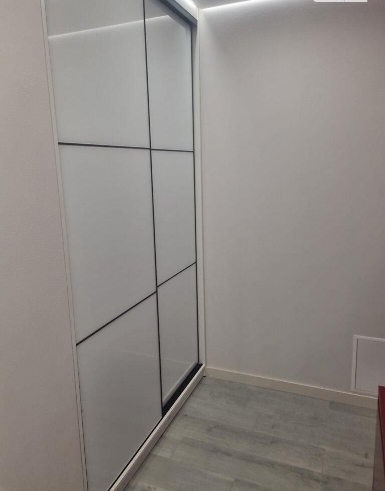 Stylish 2-bedroom apartment in Rybalsky residential complex, Podil district
