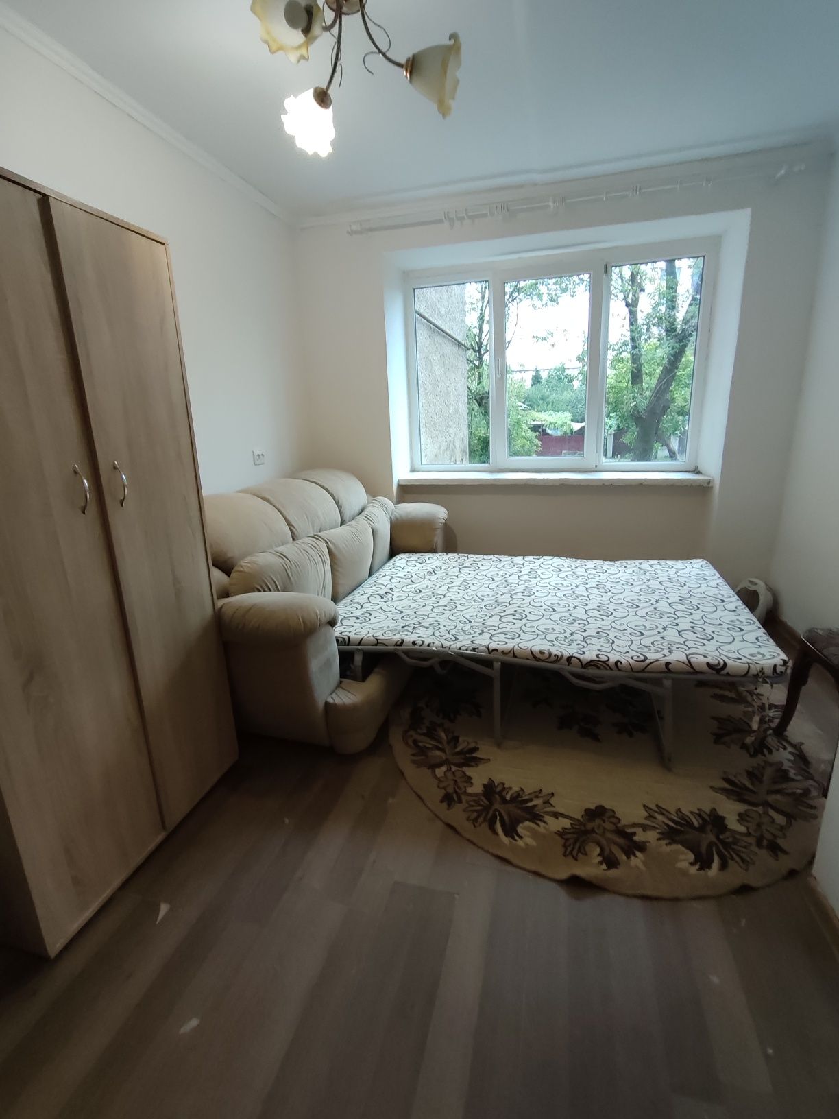 1-Room Apartment in Uzhhorod, Jambul Street 54, Near ATB Market